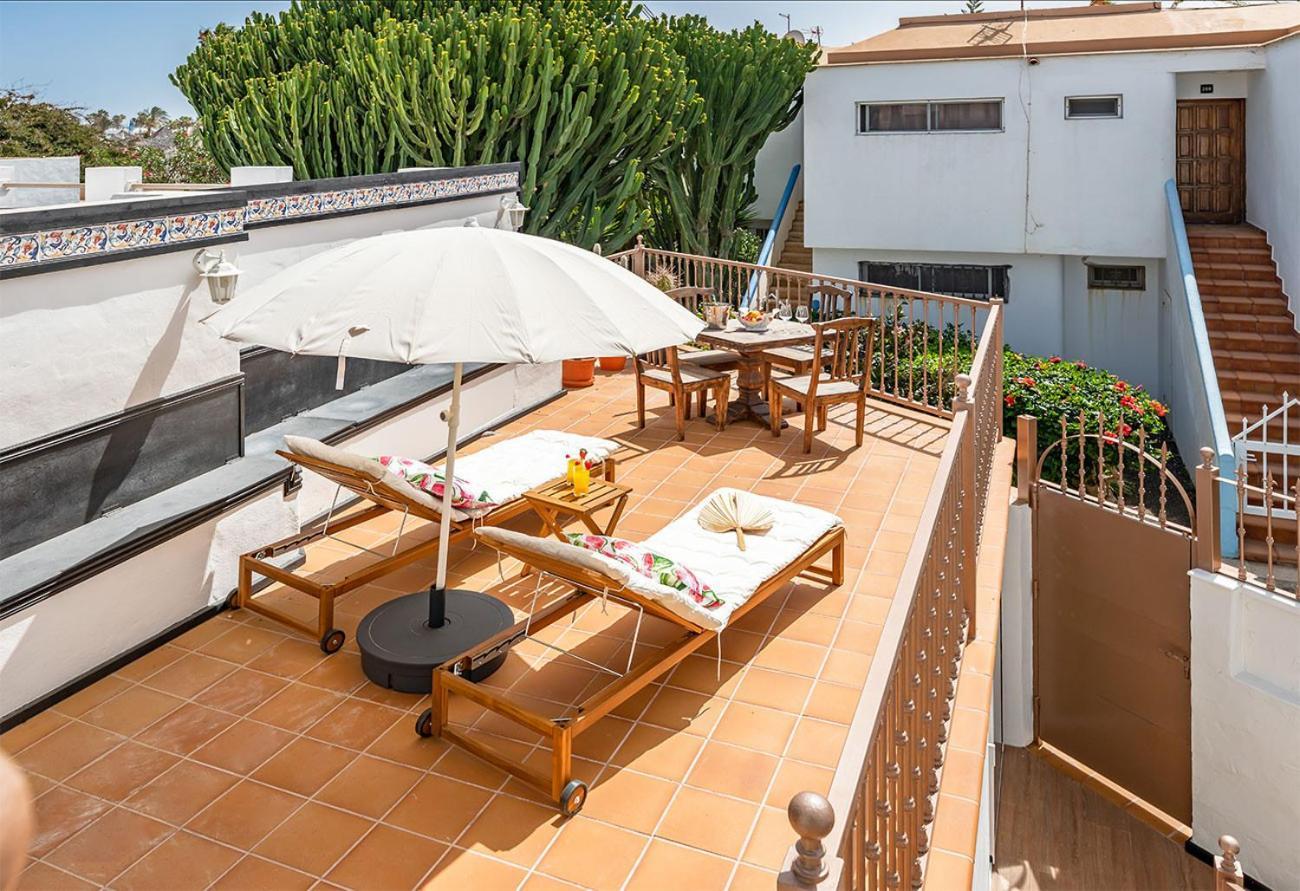 Villa Corralejo Bay Beachfront Corralejo By Holidays Home Exteriör bild
