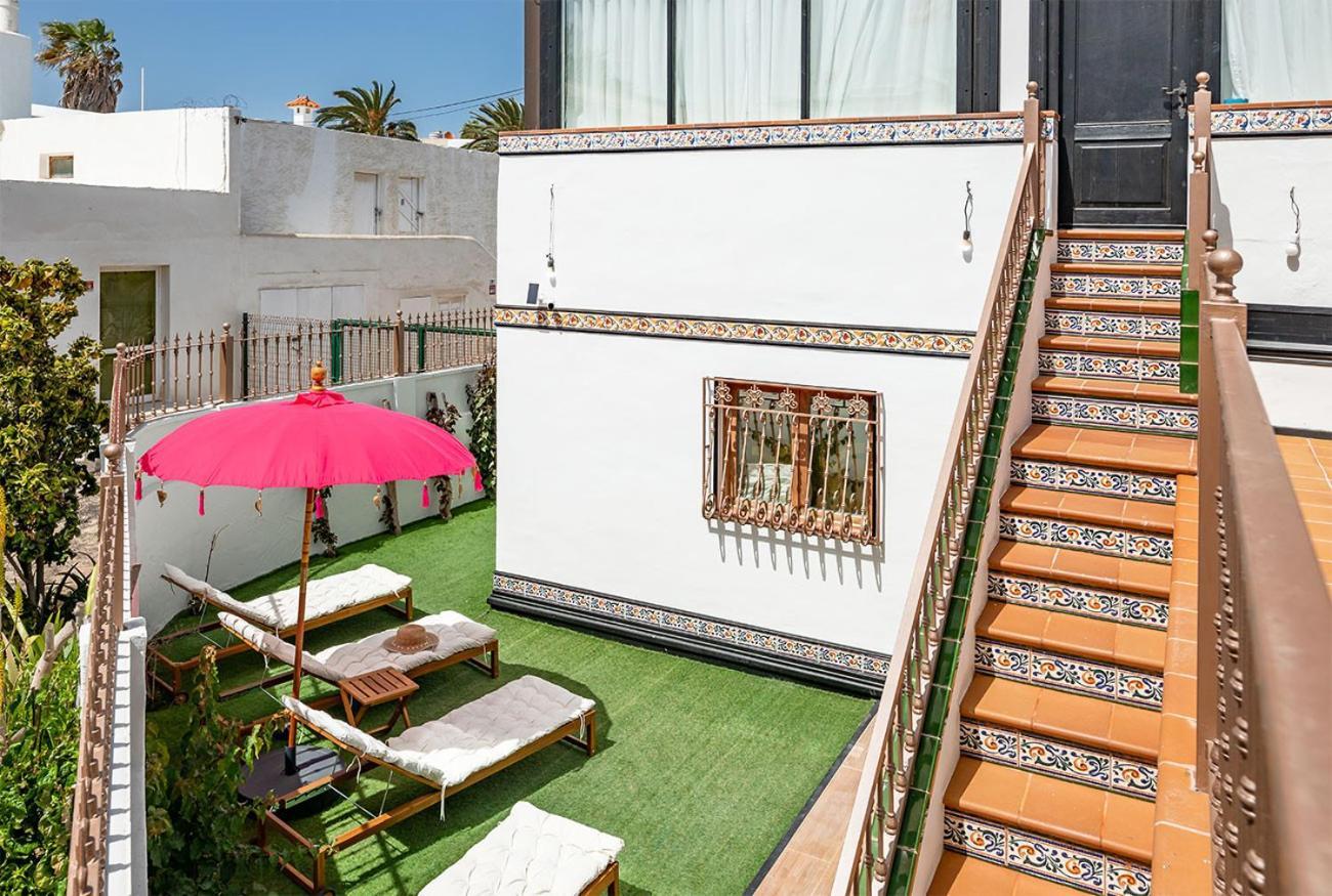 Villa Corralejo Bay Beachfront Corralejo By Holidays Home Exteriör bild